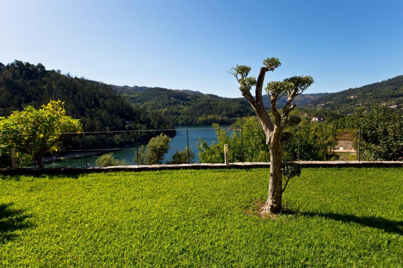 Lakeview Geres Guest House Екстериор снимка